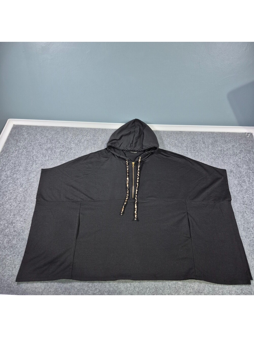 Coco + Carmen O/S 1/4 Zip Womens Pullover  Hooded Poncho Black & Leopard